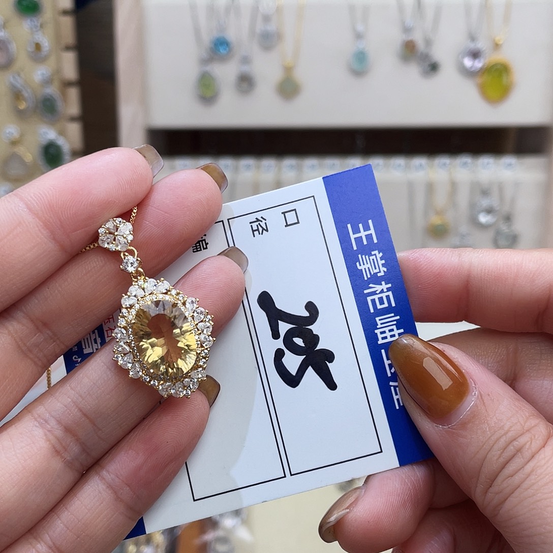 银S925镶嵌颈饰水晶