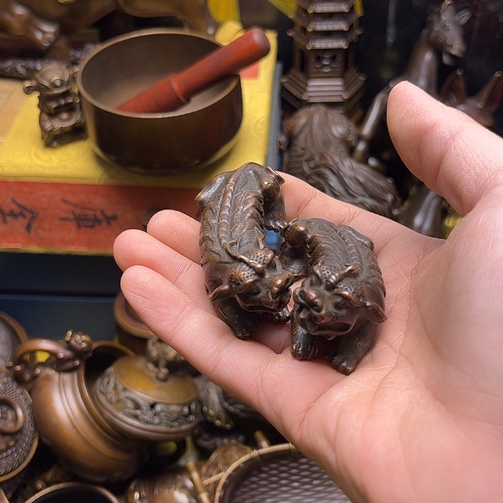 精美铜器点击下单