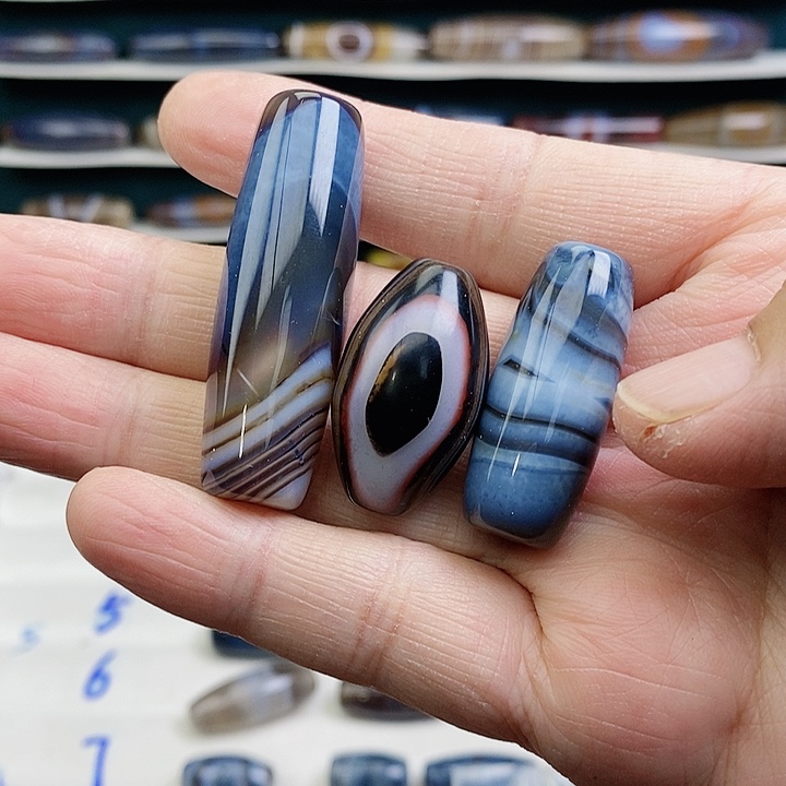 燃***师玛瑙/玉髓未镶嵌颈饰