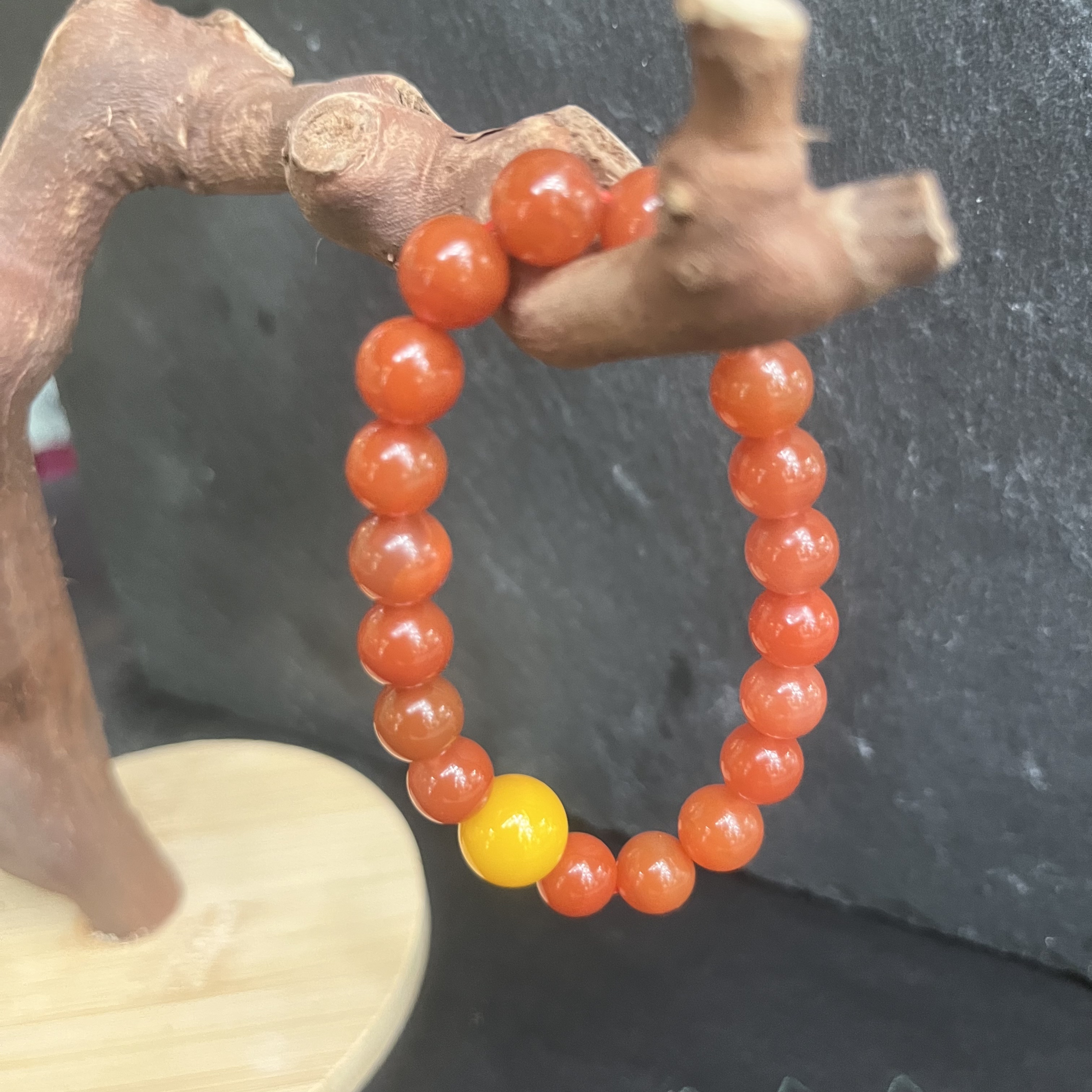 原矿女款气质南红手串198多样性发货