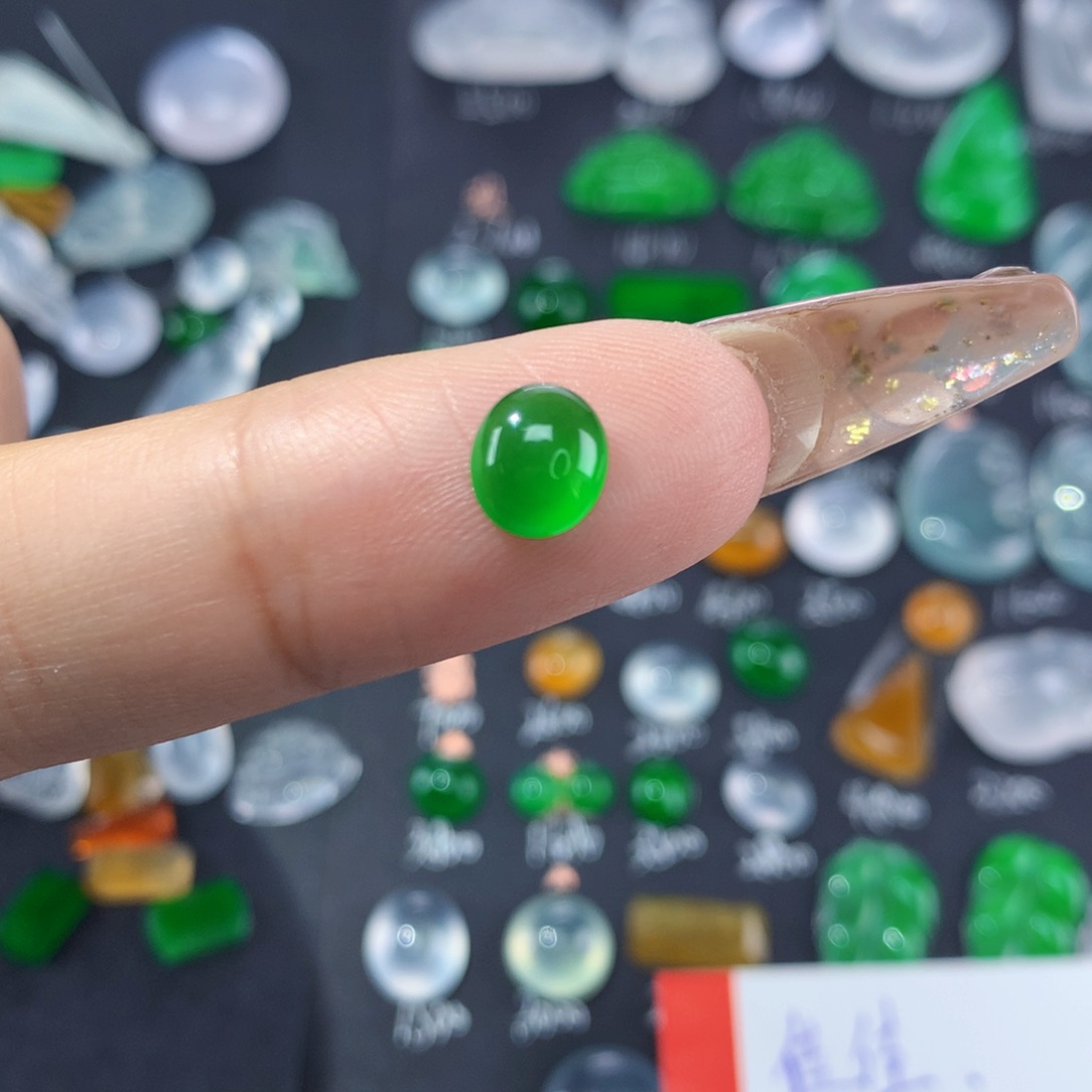 翡翠颈饰未镶嵌纯天然缅甸A货翡翠