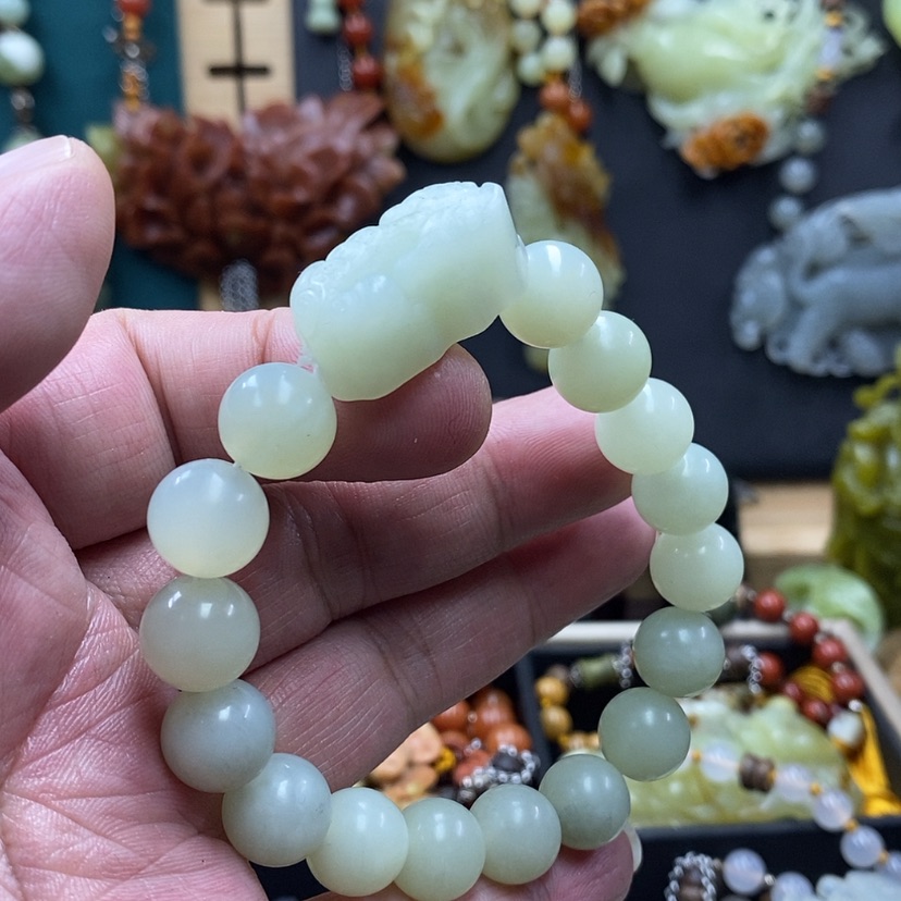 【闪购商品】蛇纹石玉手链未镶嵌