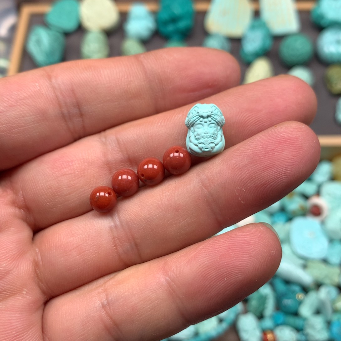 南红玛瑙雕刻未镶嵌