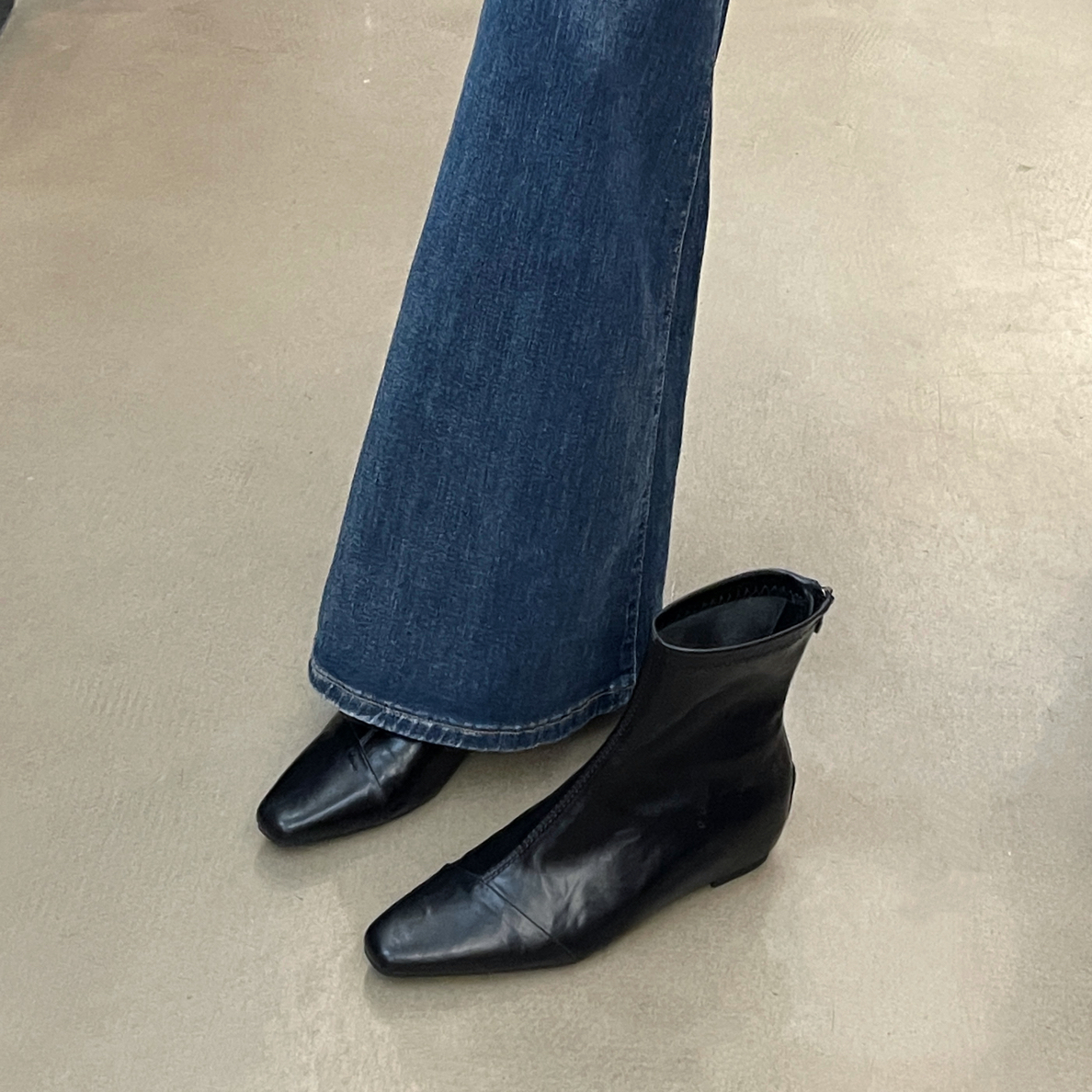 内增高3cm爆走无压力小短靴百搭内增高2025秋冬新款韩系瘦瘦靴子