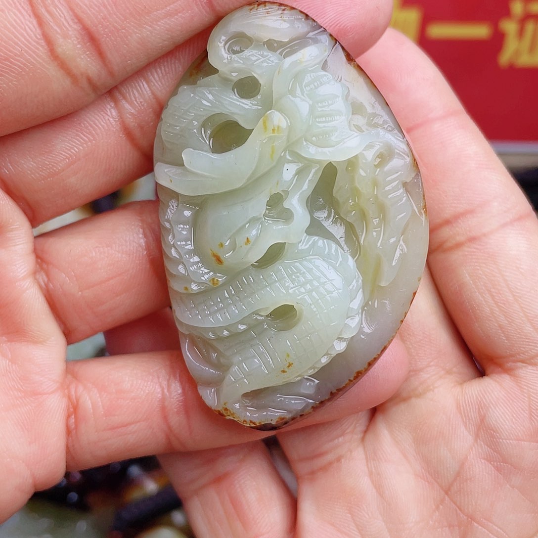 和田玉颈饰未镶嵌