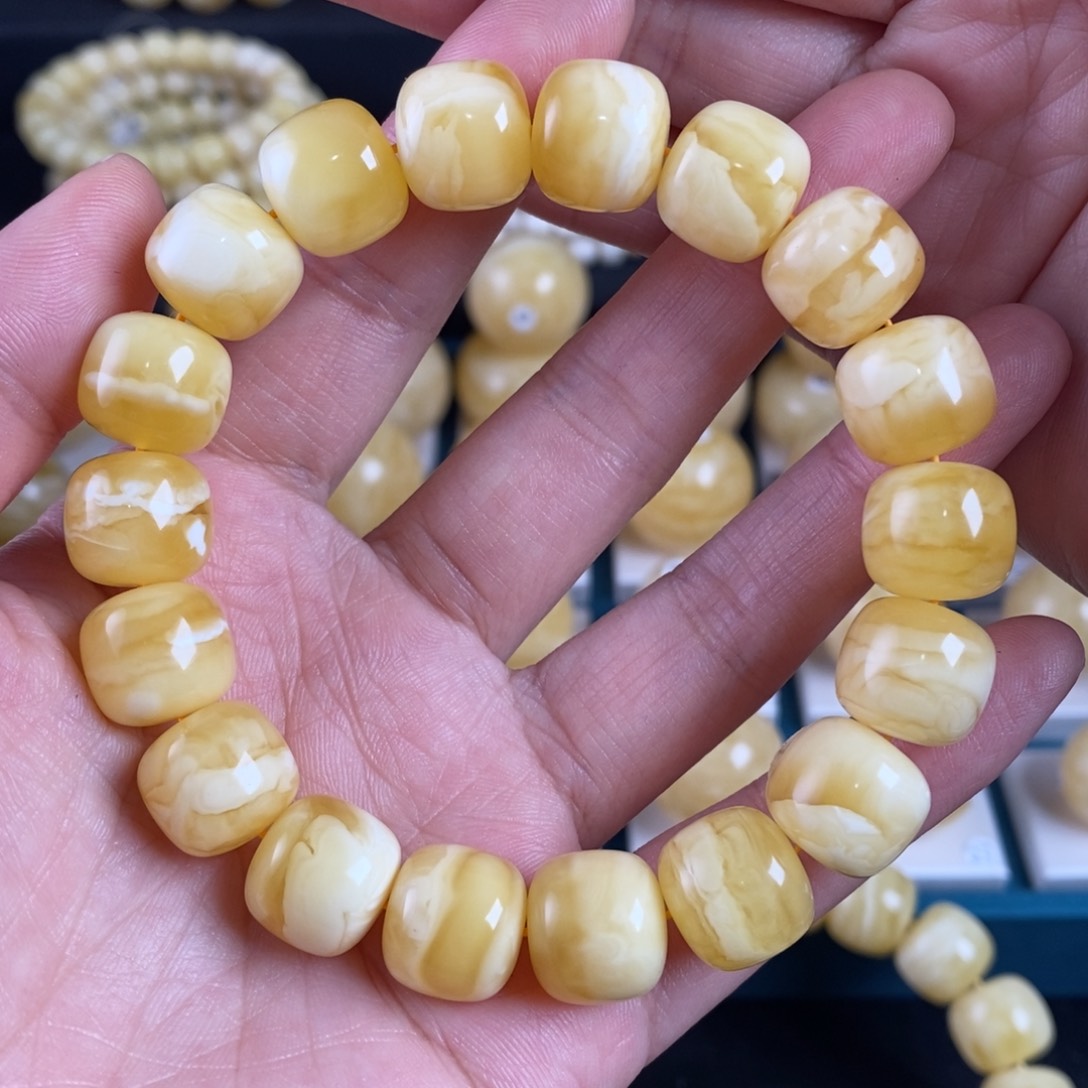 未镶嵌蜜蜡珠宝奇石