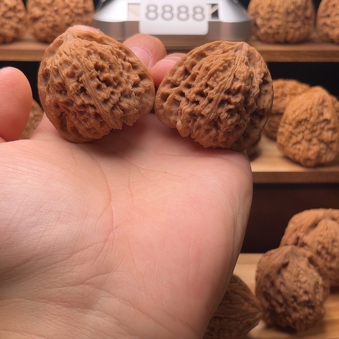 文玩核桃吊坠43妖刀