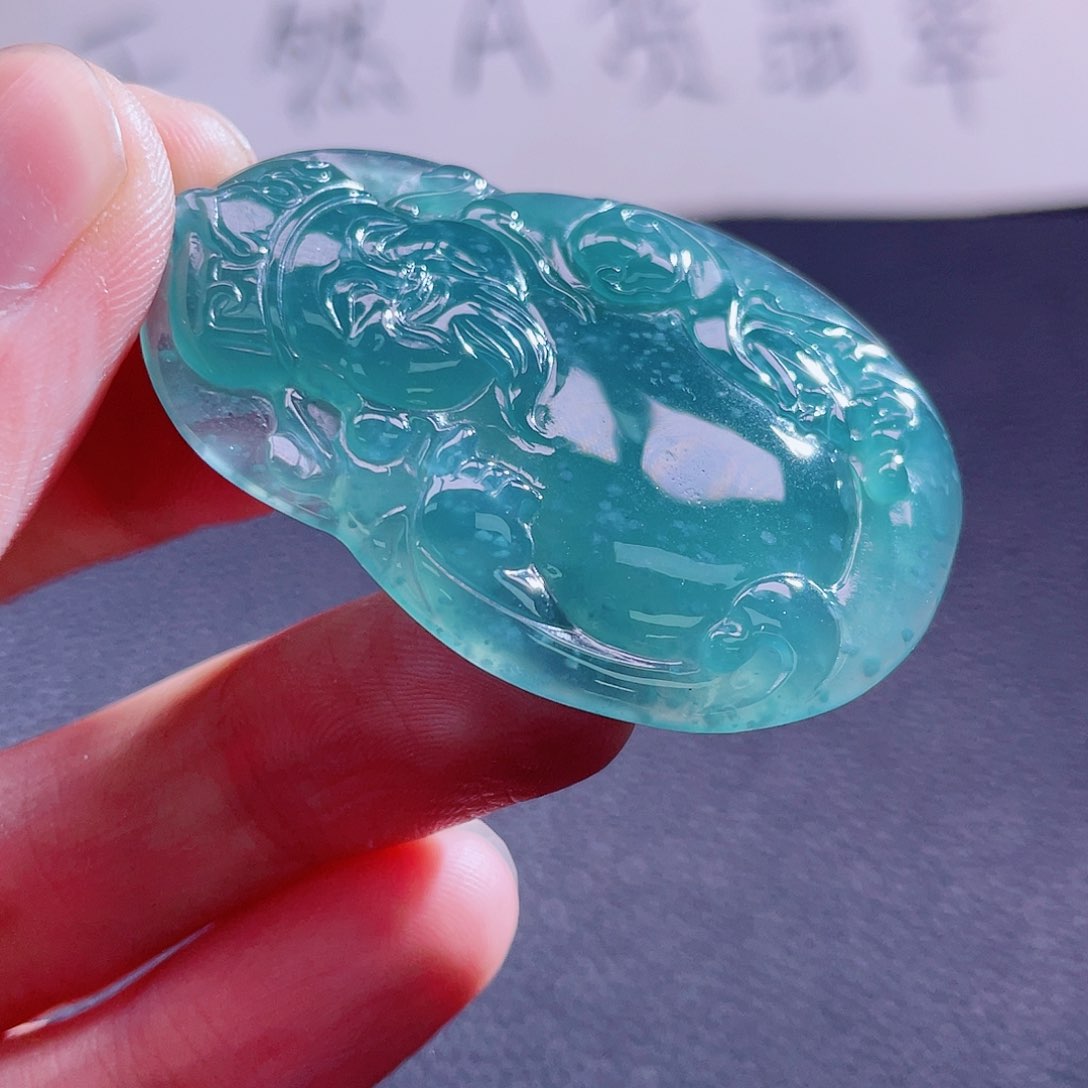翡翠颈饰未镶嵌888888888