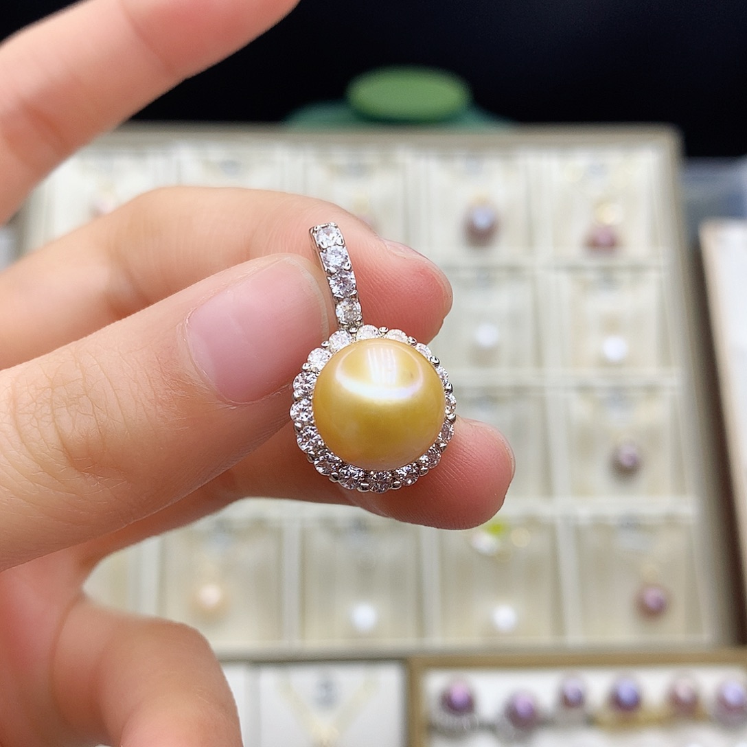 淡水珍珠颈饰合金