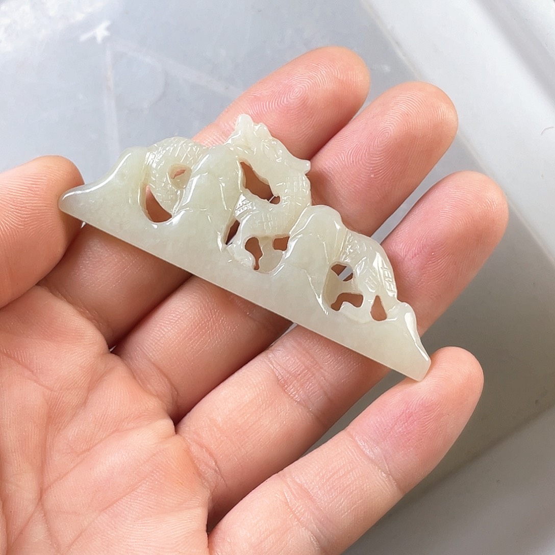 和田玉（糖玉）颈饰未镶嵌