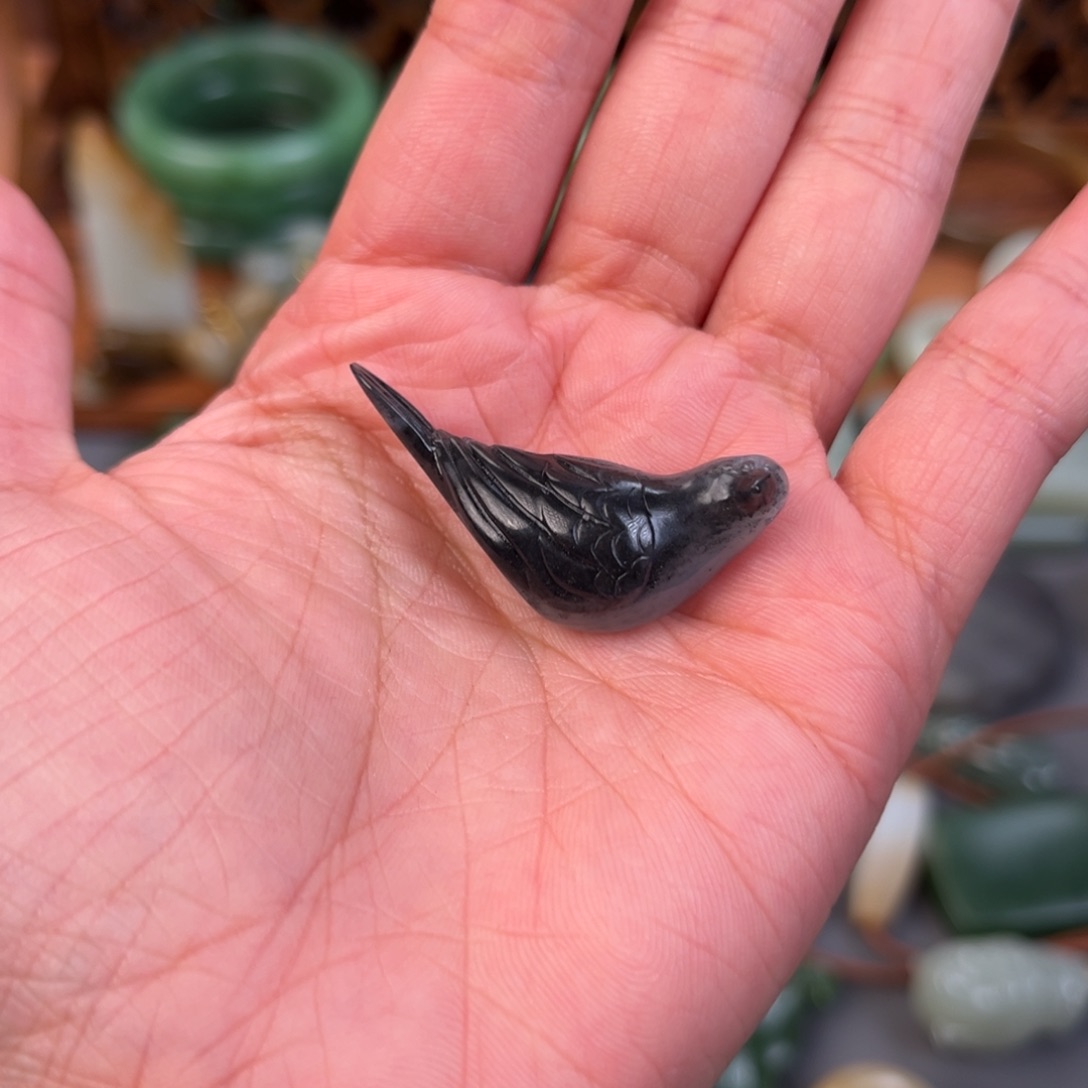 ****。和田玉（糖玉）未镶嵌颈饰