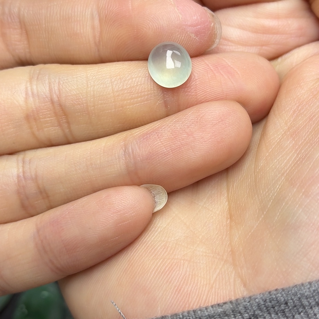 翡翠未镶嵌颈饰冰晴蛋