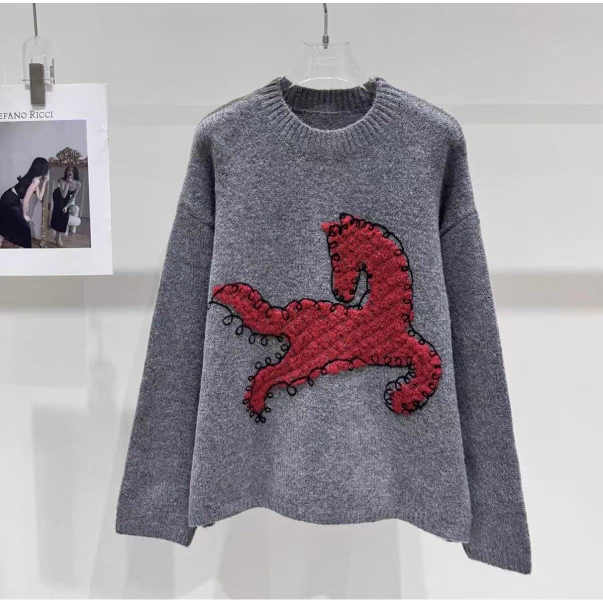 【灰底红马】可爱风长袖圆领针织提花毛针织衫毛衣套头.K501223C