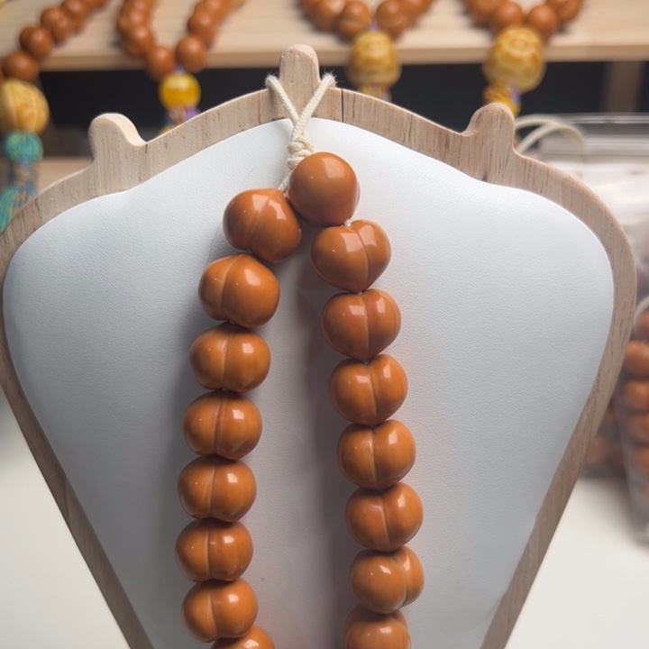 时***案手串猴头核桃猴头