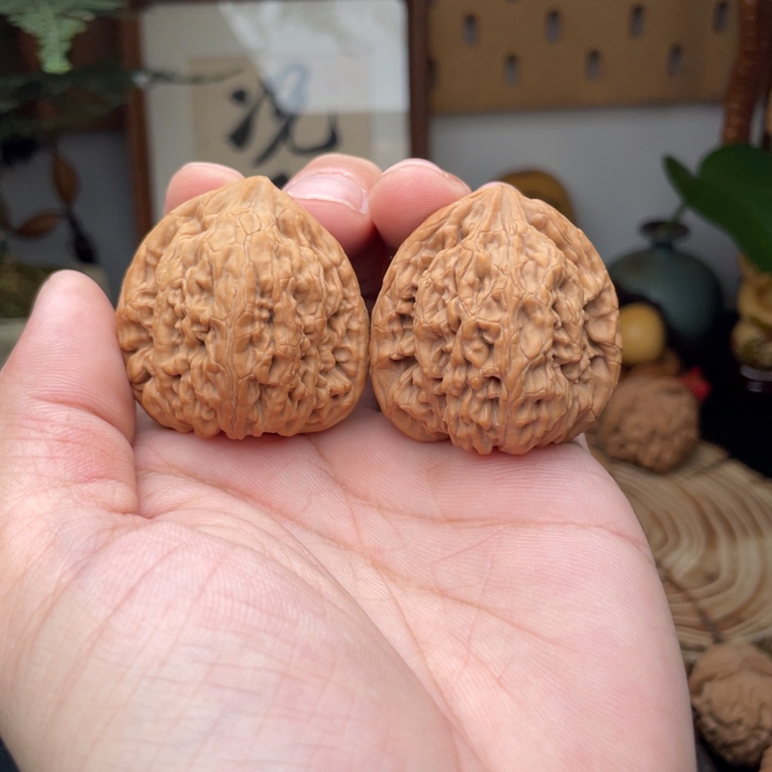 文玩核桃把件虎头王39