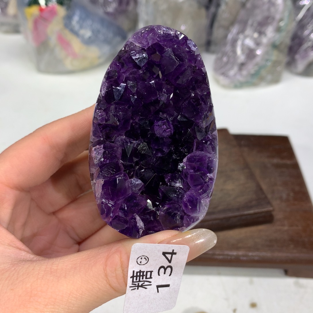 紫晶摆件未镶嵌水晶
