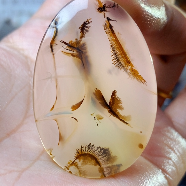 玛瑙/玉髓未镶嵌珠宝半成品