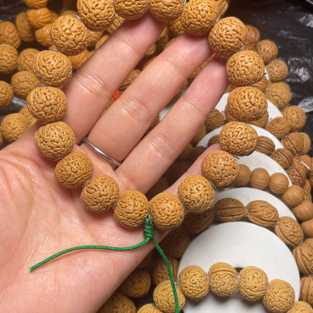桃木桃核手串16+王南瓜