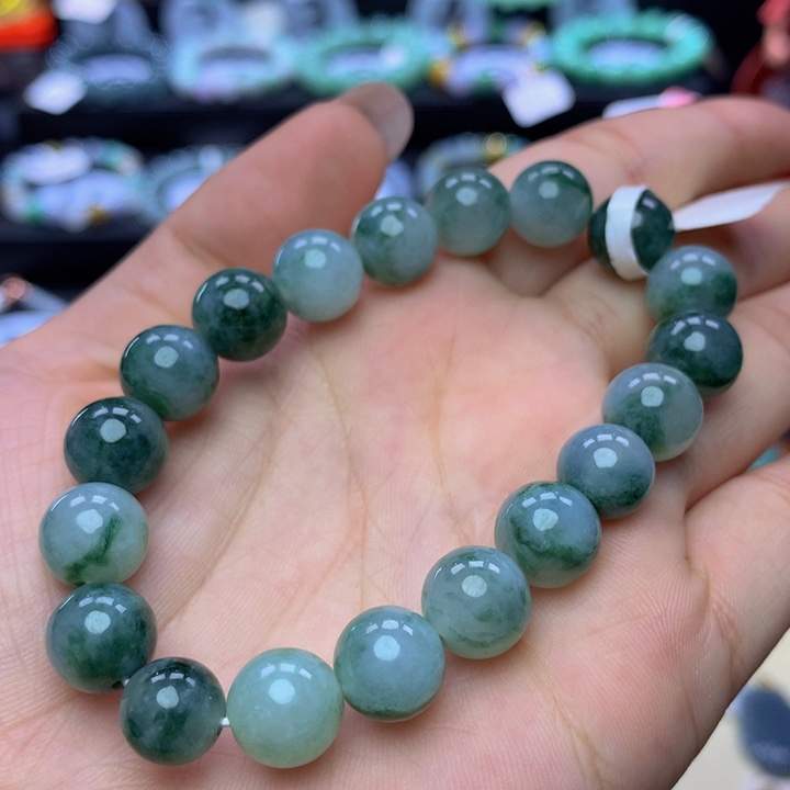 翡翠手链未镶嵌翡翠
