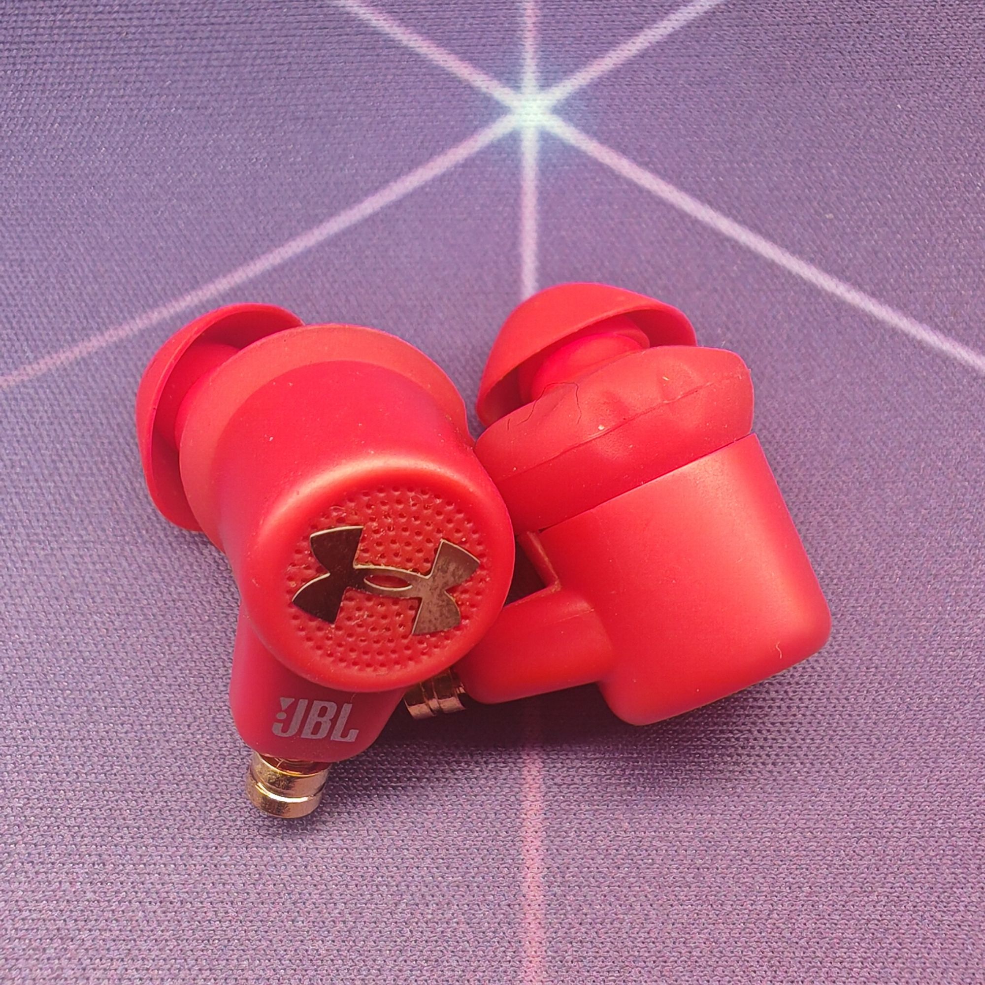 95新  JBL安德玛改装3.5mm接口有线连接有线耳机DIY