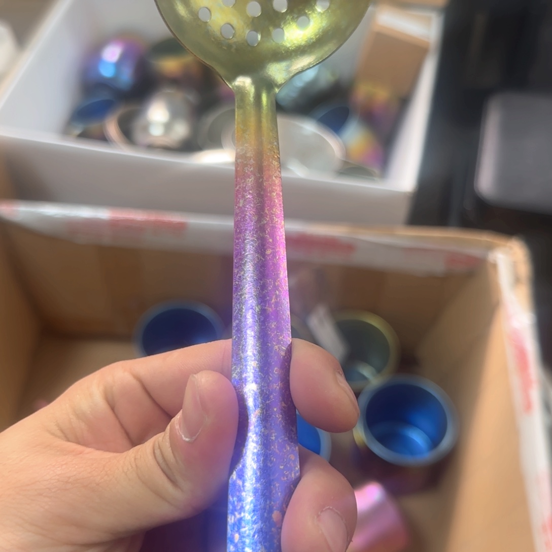 金属炫彩微瑕漏勺福利