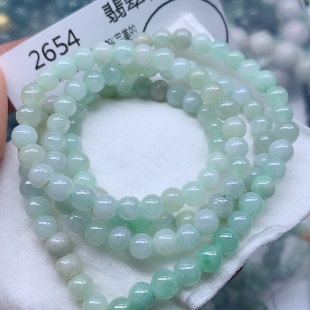 翡翠颈饰未镶嵌吊坠