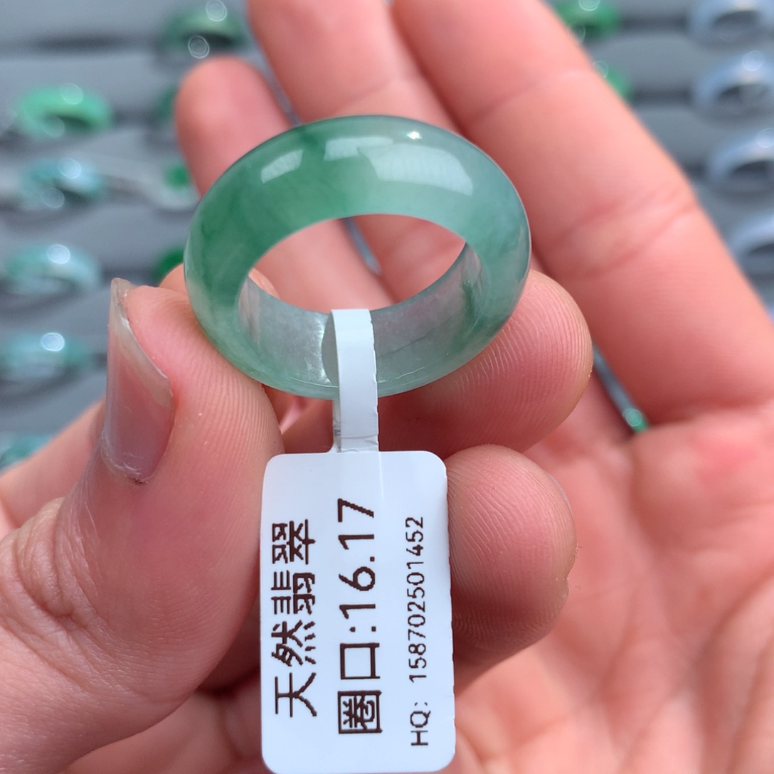 翡翠戒指未镶嵌闲**事天然