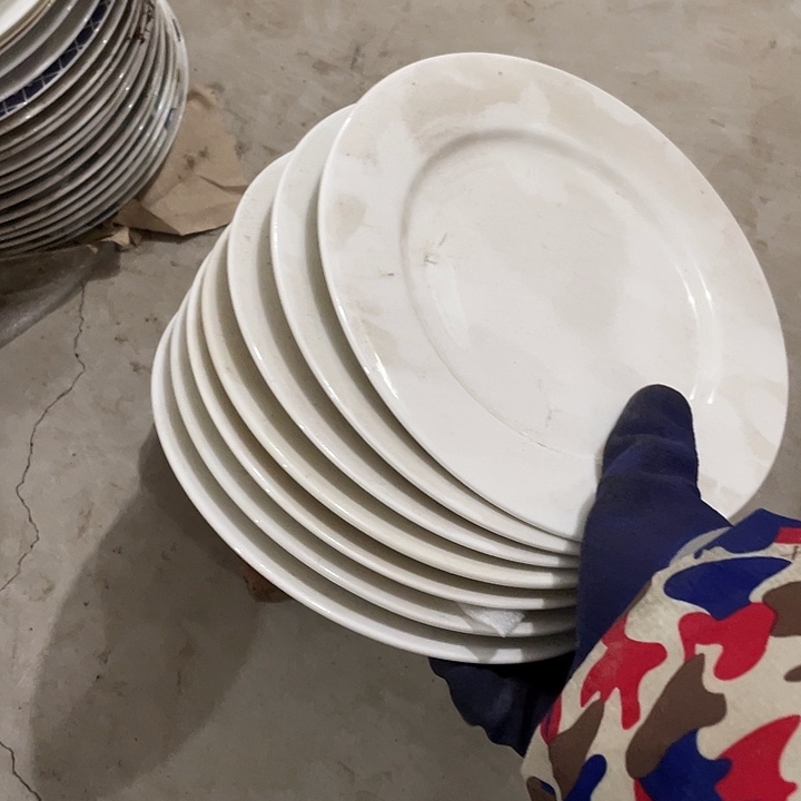 瓷片国营尾货19.5厘米平盘7个 微瑕疵