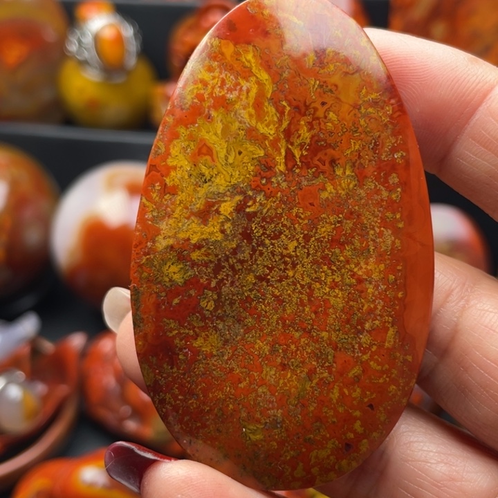 玛瑙/玉髓颈饰未镶嵌