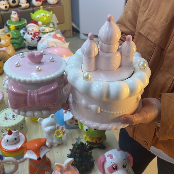 摆件陶瓷等行业的产品出口