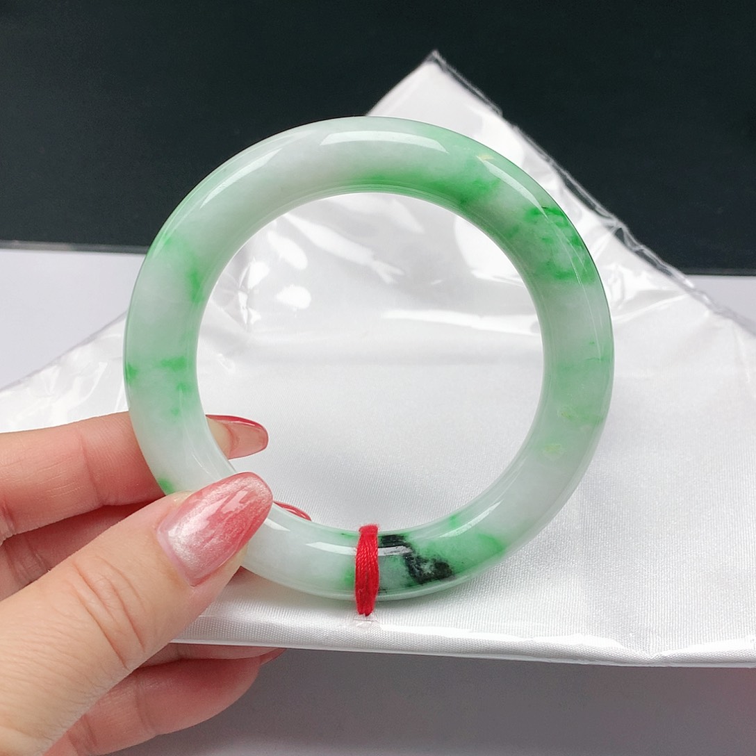 翡翠手镯未镶嵌翡翠006