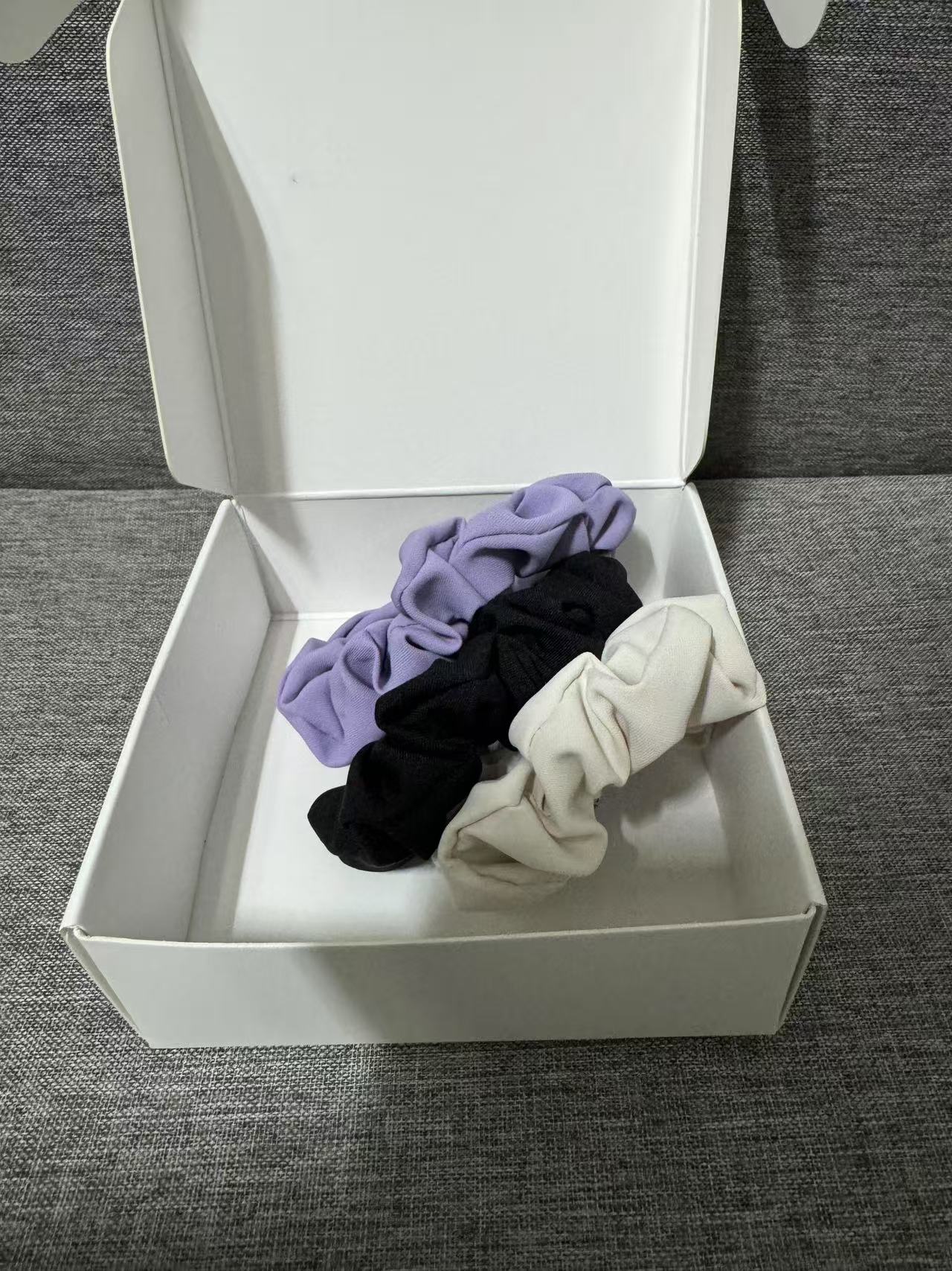 4.21《盒装发圈》头绳三个一组