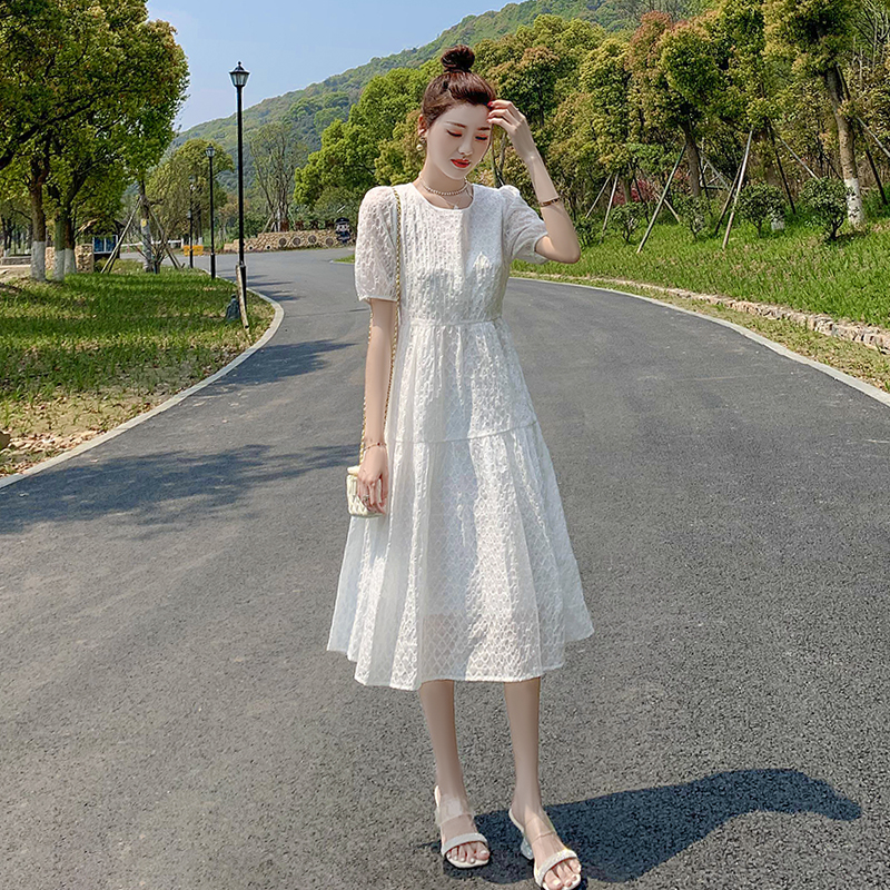 法式白色连衣裙女新款夏装温柔风a字小个子裙子女式新款连衣裙