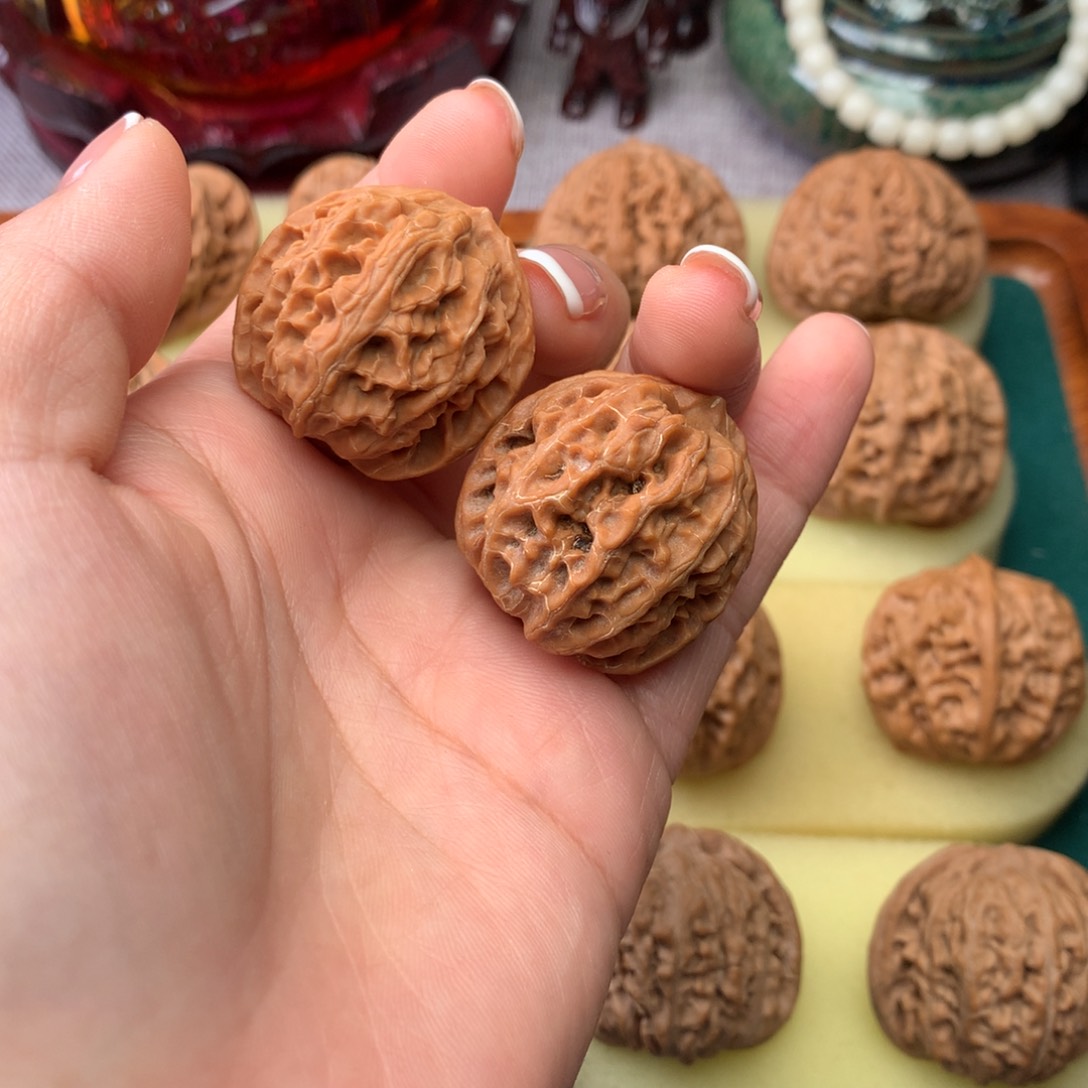 文玩核桃把件苹果园32