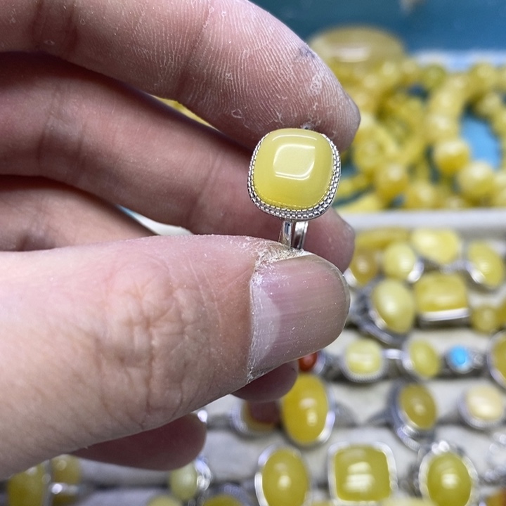 蜜蜡裸石银S925镶嵌戒指