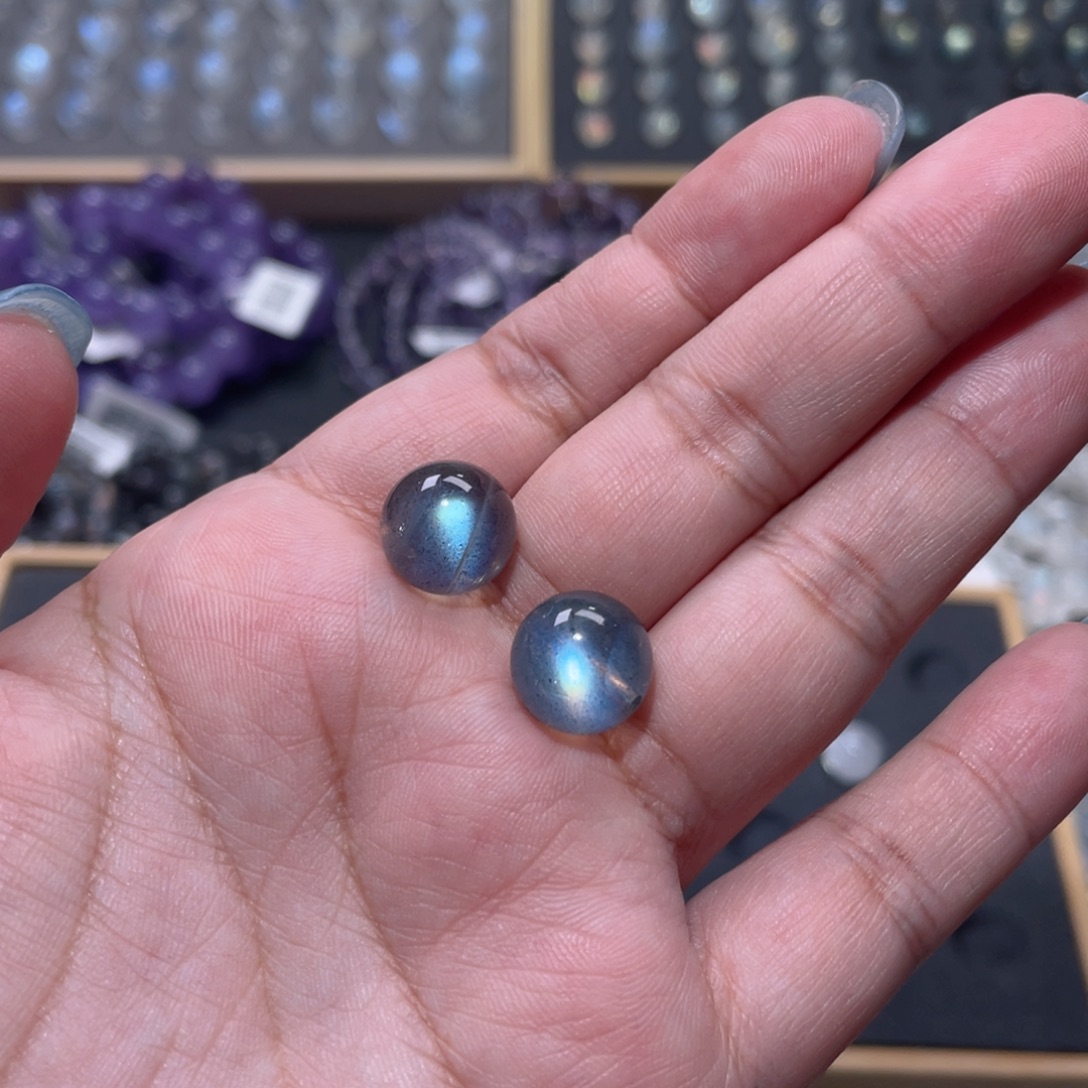七***^长石裸石灰月光单珠11.8mm