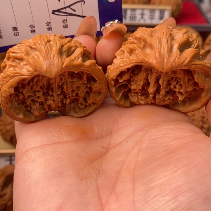 桃核把件精品聚宝盆