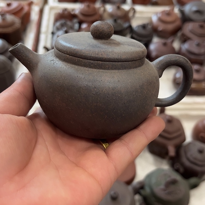 紫砂茶壶瑕疵………………