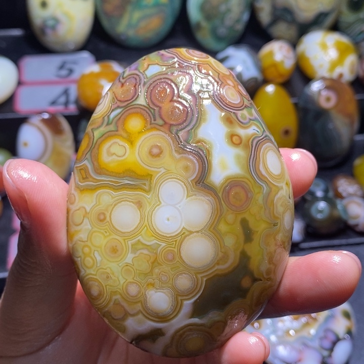 玛瑙/玉髓未镶嵌珠宝半成品194