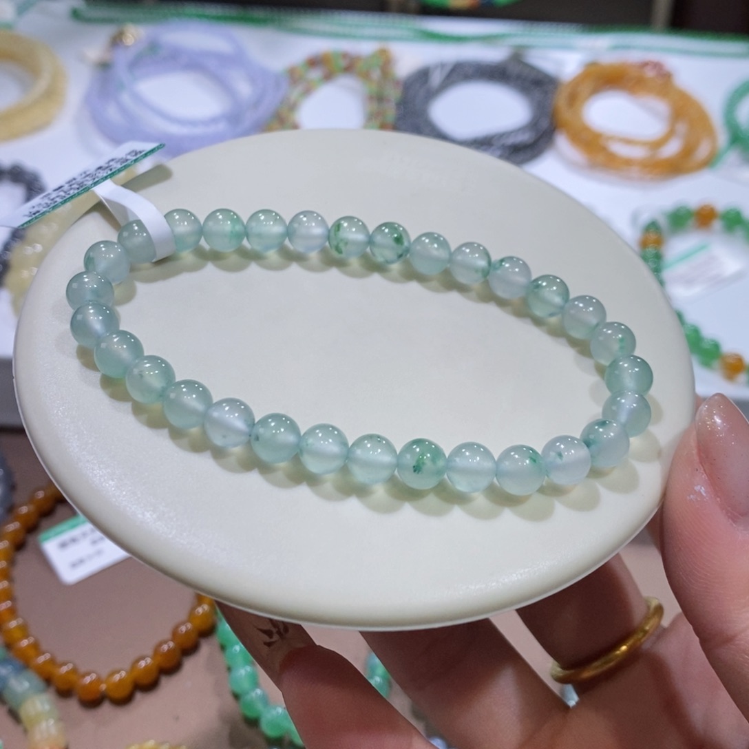 翡翠手链未镶嵌冰玻飘花