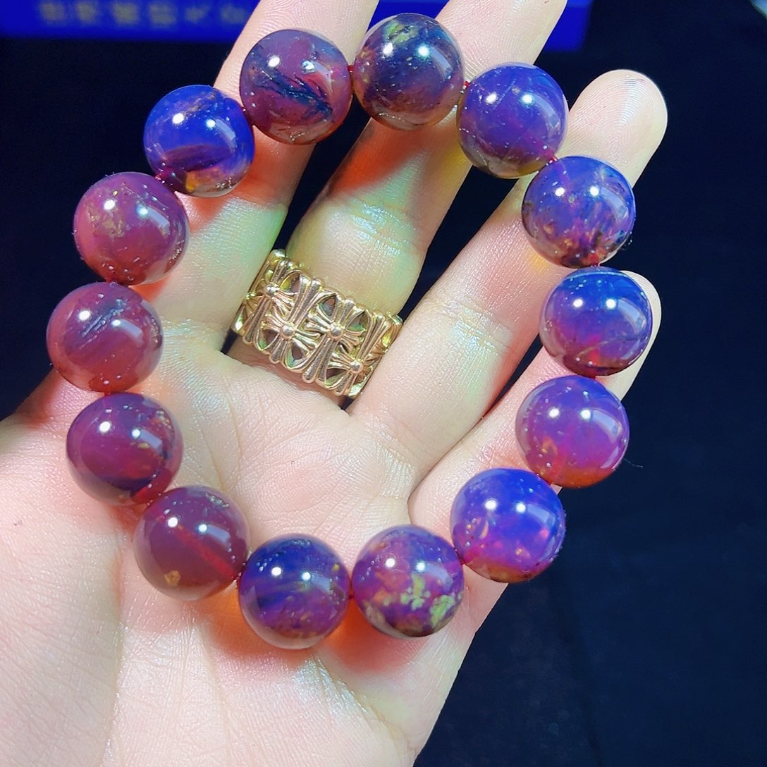 琥珀裸石未镶嵌琥珀