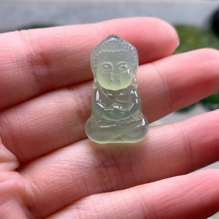 蛇纹石玉未镶嵌颈饰岫玉