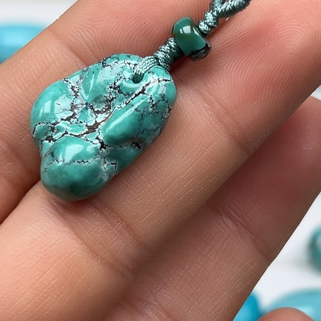 杨****绿松石未镶嵌珠宝奇石