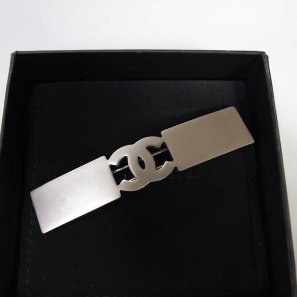 Chanel 银色双C长条发夹