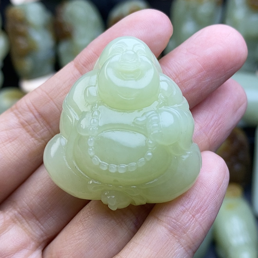 未镶嵌和田玉把件