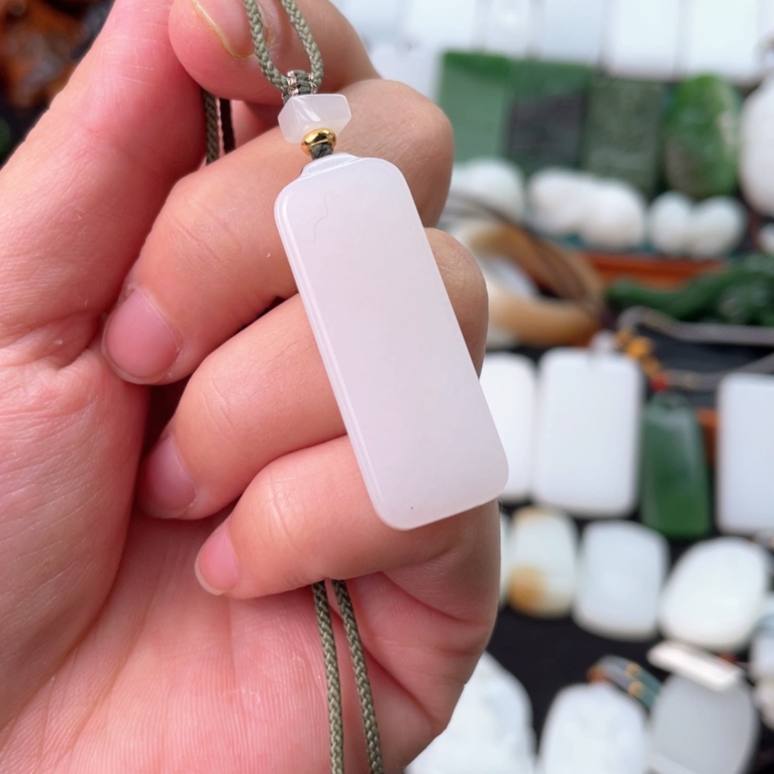 和田玉挂件未镶嵌