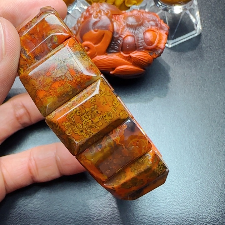 玛瑙/玉髓战国红未镶嵌本**哥