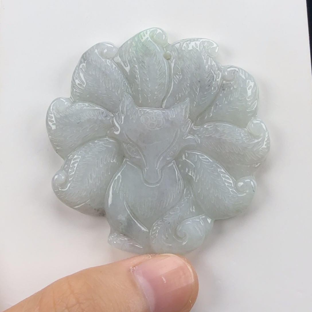 翡翠挂件未镶嵌翡翠