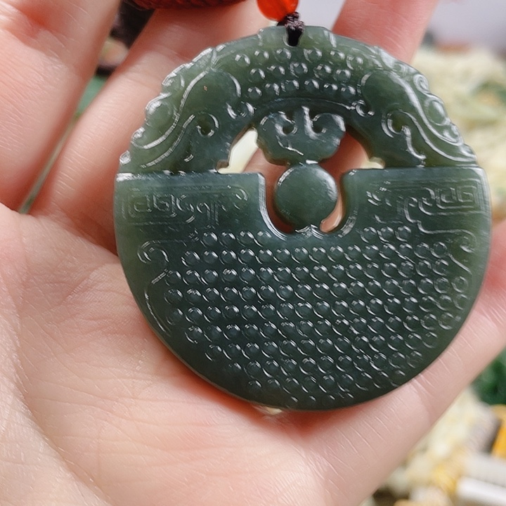 未镶嵌和田玉挂件