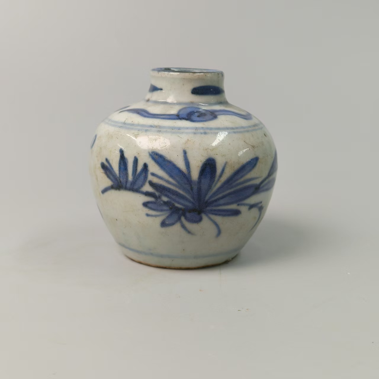 明晚期 青花花卉罐THH-0031